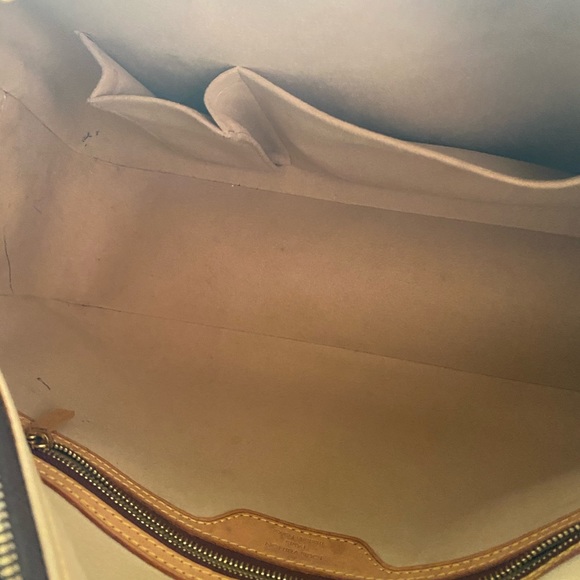 SOLD Louis Vuitton Cite GM - Picture 8 of 14